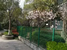 电梯四房两卫 南北通透 带大露台 人车分流 近地铁口