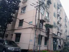 内环内低总价朝南一房,位置安静,配套成熟,交通便利