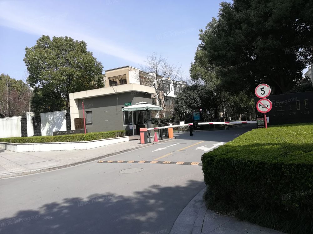 小区相关图