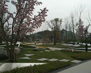 巴黎都市二期3室2厅北