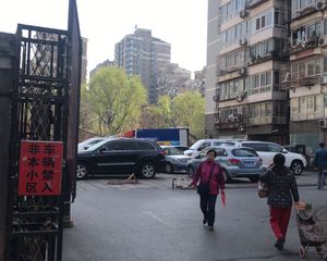 正邦嘉园二期3室1厅东南