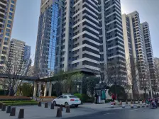 建业天筑 车位充足 楼层好 满五 配套成熟