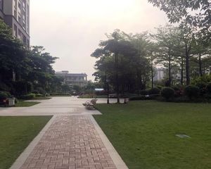 保利外滩江景大平层.客人只需要缴纳契税.诚意出售