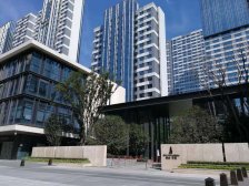 精装修 中间层 朝南一居 满两年