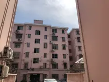 此房满五,税少,价格可谈,近地铁,视野开阔