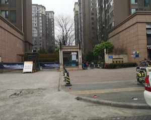 金辉悦府1室1厅东南西南