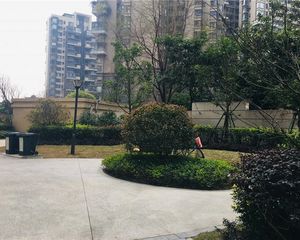 保利创智锦城 1室1厅 西