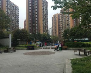 丽水澜庭B区2室1厅东南