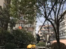 内环边,三轨地铁交汇,东西朝向