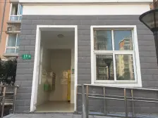 虹桥商务区,边套一房中间楼层,价格美丽!