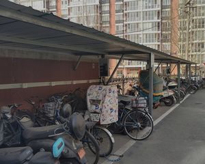 雪芳里小区 南北通透三居室 户型方正