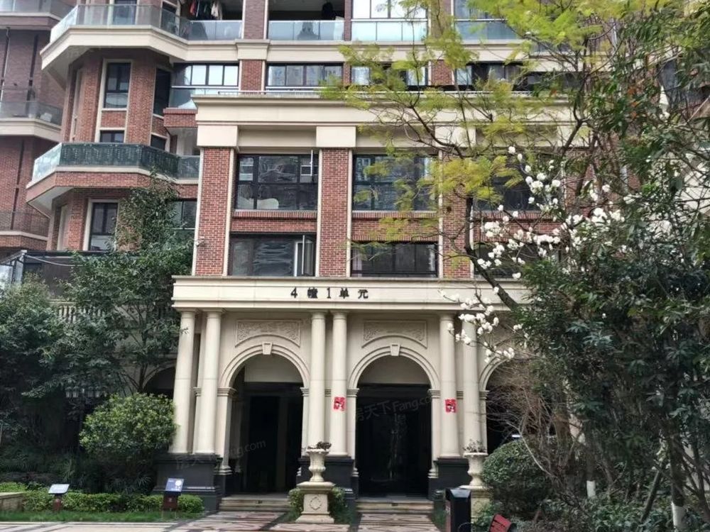 小区相关图