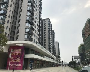 珑熙郡3室2厅西
