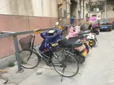 天明路65号院 4室2厅 南 北