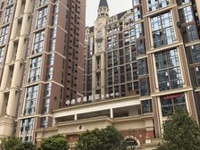 中德英伦世邦K区4室2厅西南
