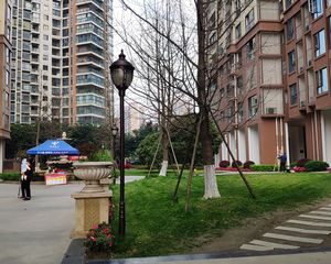 地铁首座 3室2厅 东