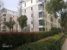 安亭新镇德系小镇 宾根花园 居住舒适洋房叠拼别墅小区