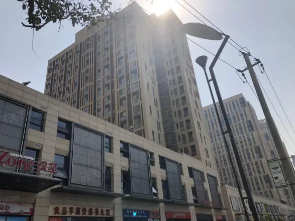 鲁商盛景广场公寓实景图