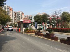 采光无遮挡,装修保养很好,满五年,三房两厅两卫