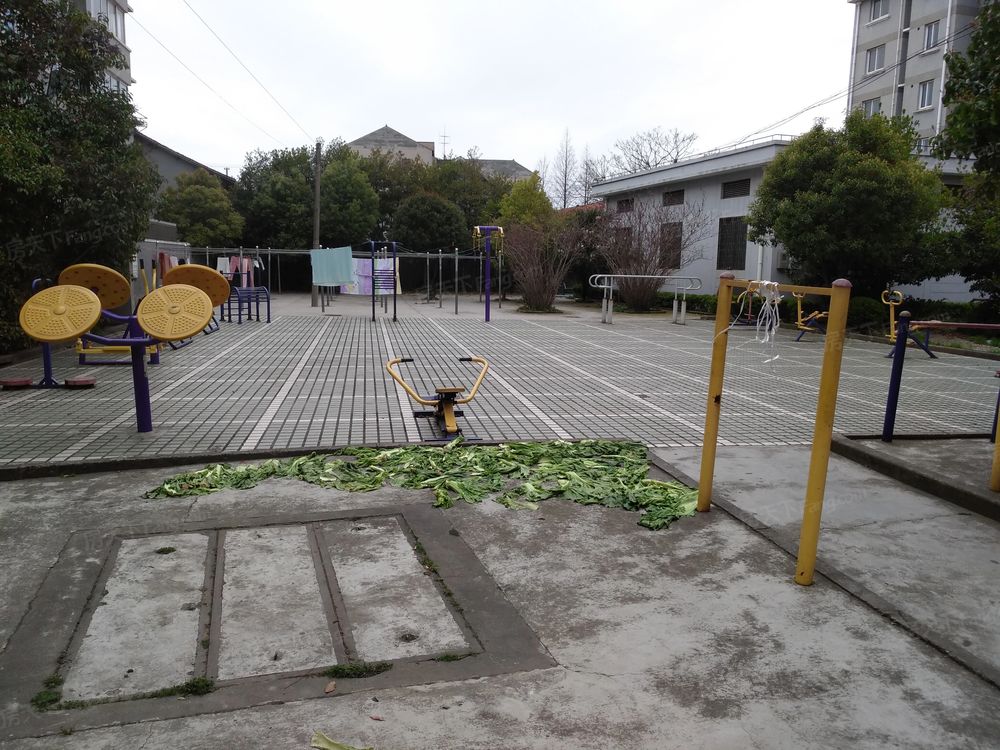 小区相关图