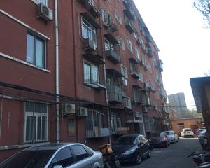 垂杨柳南里2室1厅南北