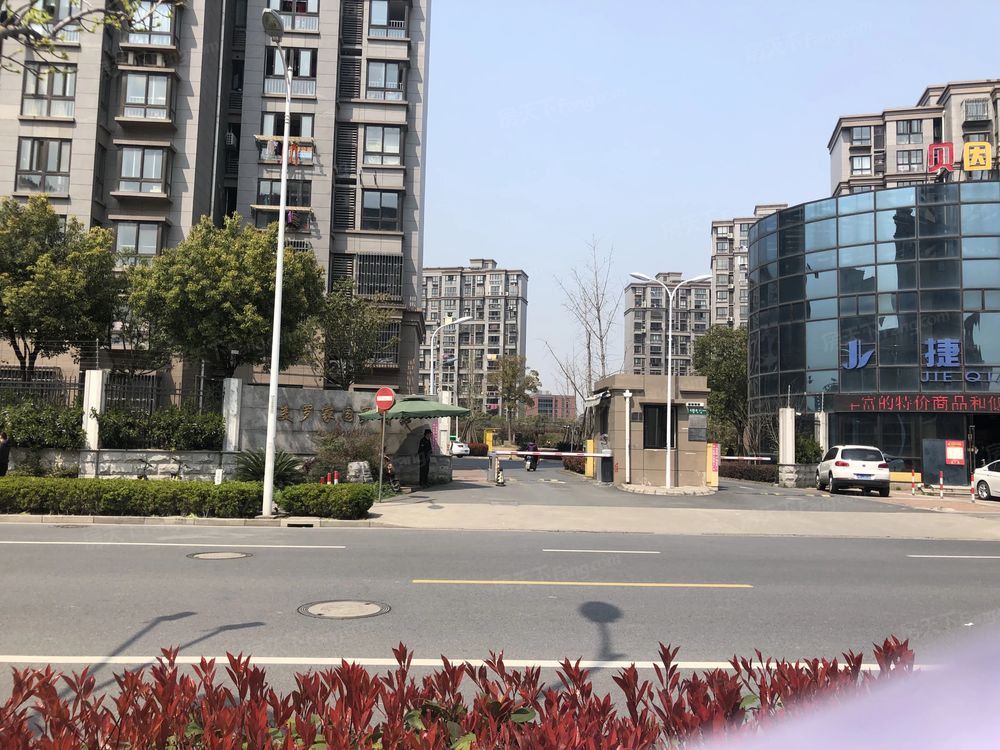 小区相关图