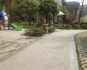 华宜铂仕公馆 2室1厅 南