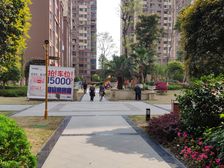 地铁首座 3室2厅 东南