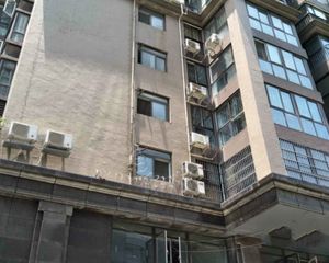 锦城华府2室1厅东南