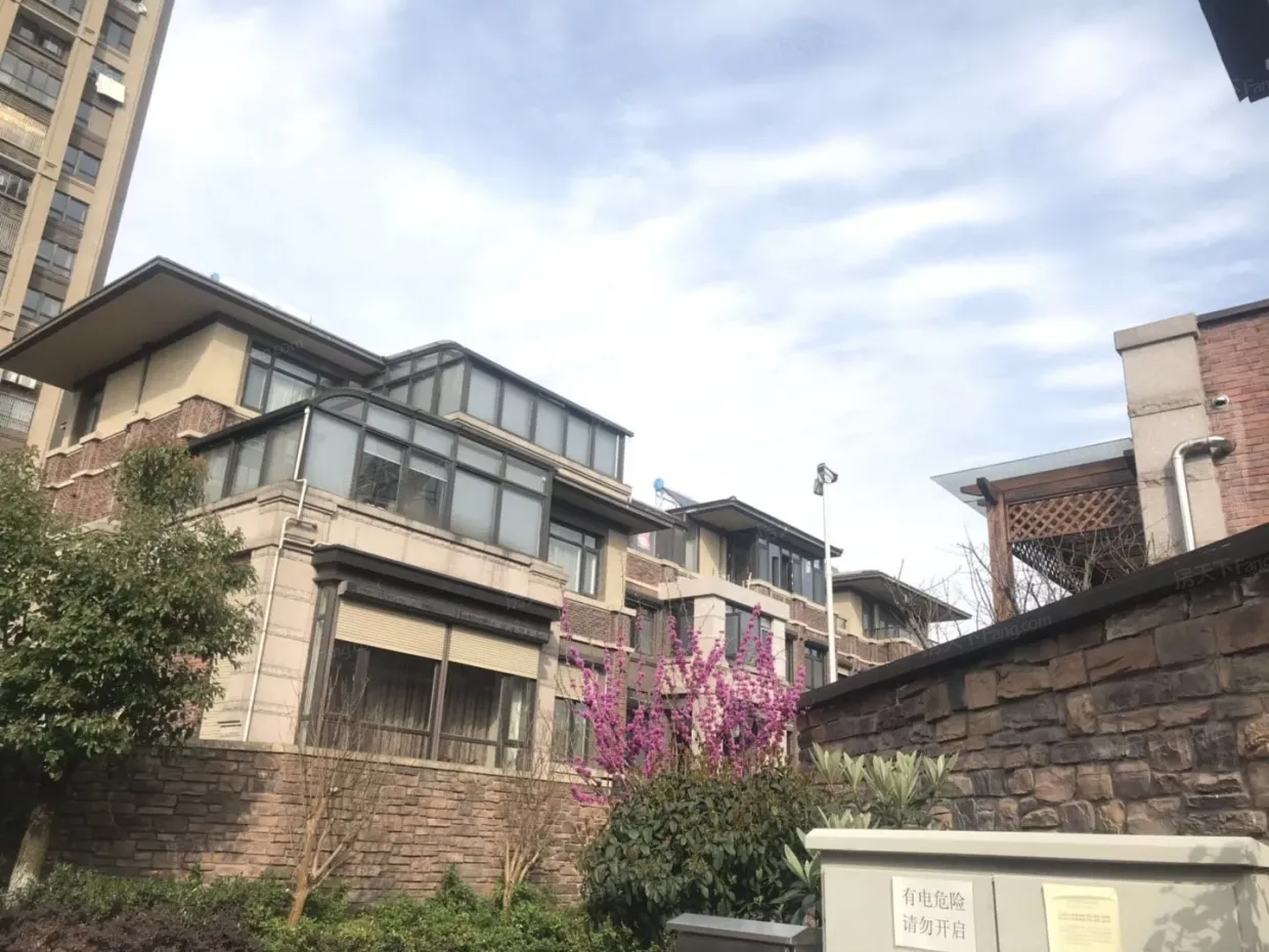 【常州绿地世纪城别墅小区,二手房,租房】- 常州房天下