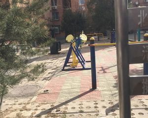 报社家属楼南北通透明厨明卫不临街出门地铁