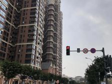 中德英伦世邦K区4室2厅东西