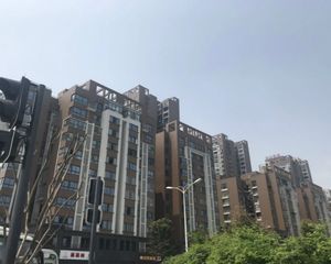 西财学府憬城3室1厅东南