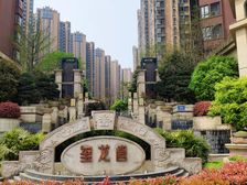 玺龙湾3室1厅南