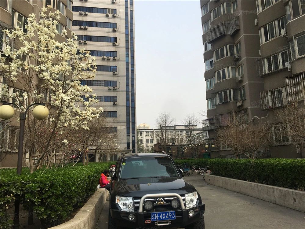 小区相关图