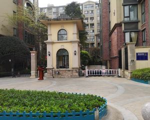 新希望皇冠国际 5室2厅 东南
