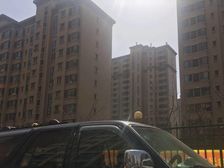 保利拉菲公馆3-2-1-2123.00m298万