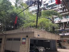 猛追湾街60号4室2厅东南