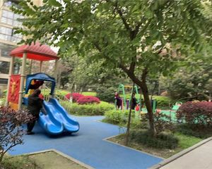 上东阳光美悦林3室2厅东南