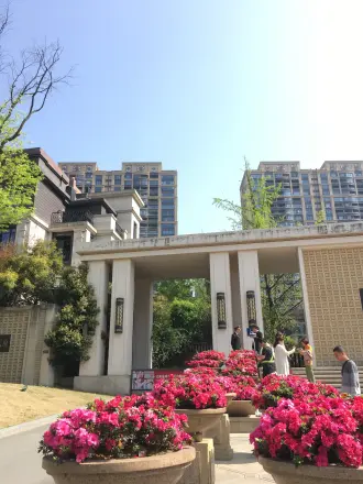 绿地锦天府别墅实景图