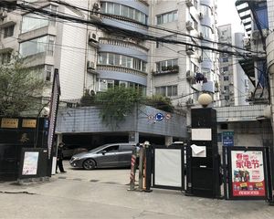 锦泰公寓 4室2厅 南