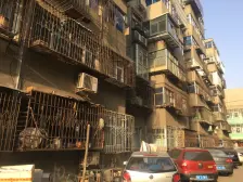 ⑧zhong,,,+纬五一,3楼南北通透户型方正