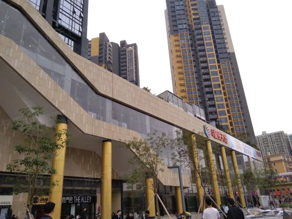 【英郡年华时光里】| 广东省深圳市龙岗区南湾街道东部英郡假日广场1