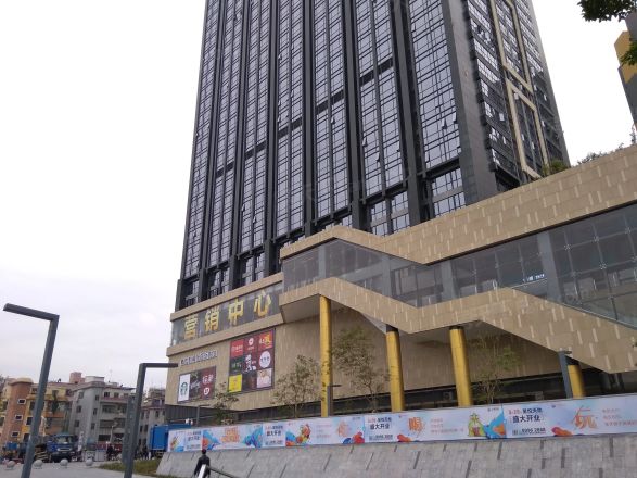 【英郡年华时光里】| 广东省深圳市龙岗区南湾街道东部英郡假日广场1