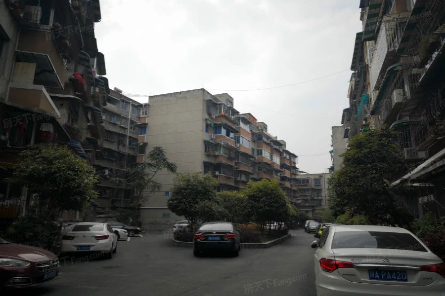 小区相关图