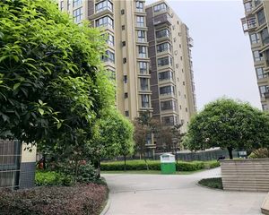 上东阳光美悦林6室1厅东南
