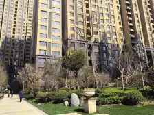 精装修,拎包入住,满五不唯一。