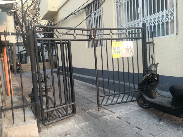 展览馆路12号楼实景图