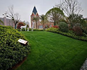中大景(中大府景苑)户型方正,采光好装修好,环镜优美近地铁周边匹套完善,,出行方便