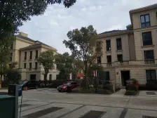 东方鸿璟4室南朝向1000.00万元/套出售